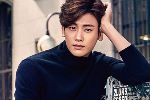 Park Hyung Sik