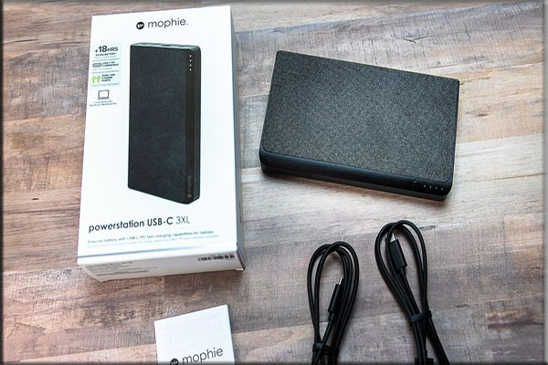 Power Bank Merk Mophie Powerstation Plus XL