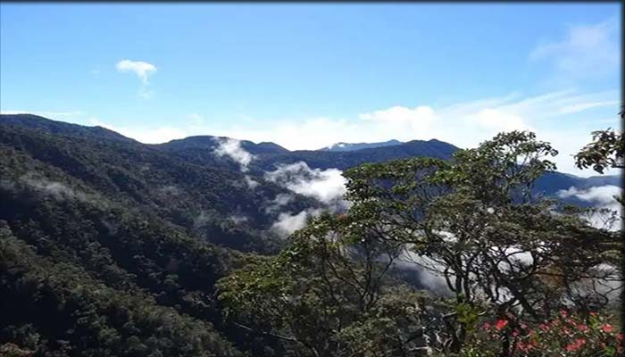 Wisata Gunung Bandahara