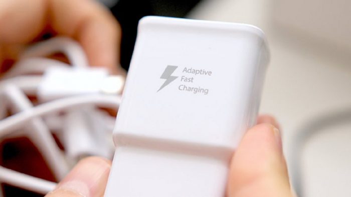 Mitos Charge Smartphone