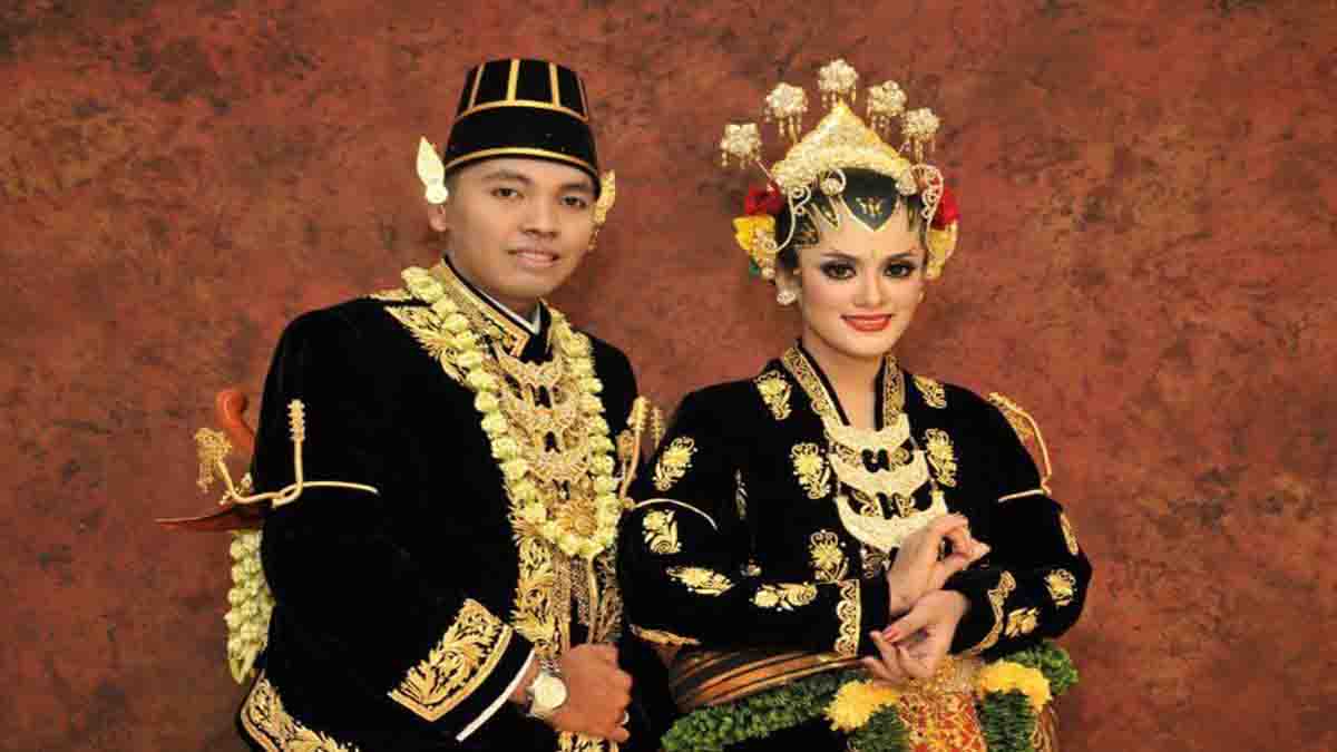 Baju Adat Pernikahan Indonesia Kenali Ragam Adat Istiadat – NOVRIADI